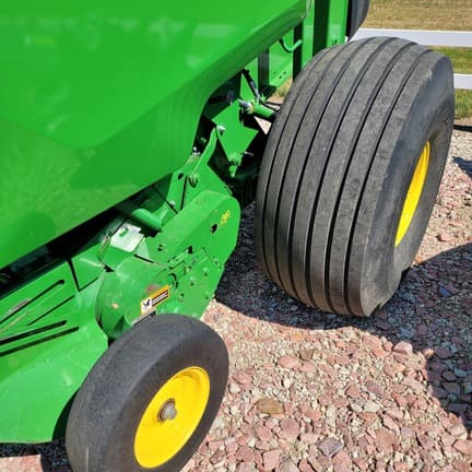 Image of John Deere 561M equipment image 3