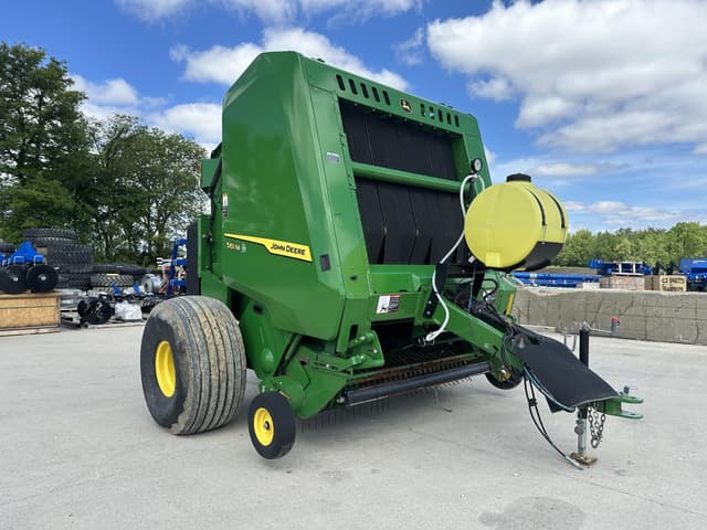 Image of John Deere 561M equipment image 1