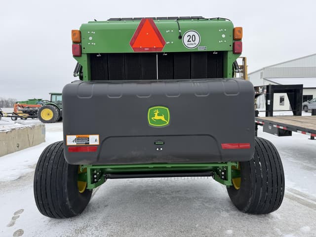 Image of John Deere 561M equipment image 2