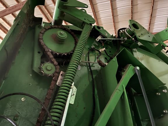 Image of John Deere 561M equipment image 4