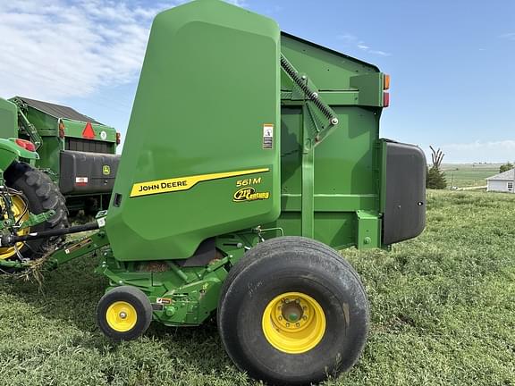 Image of John Deere 561M equipment image 2