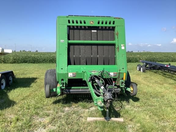 Image of John Deere 561M equipment image 2