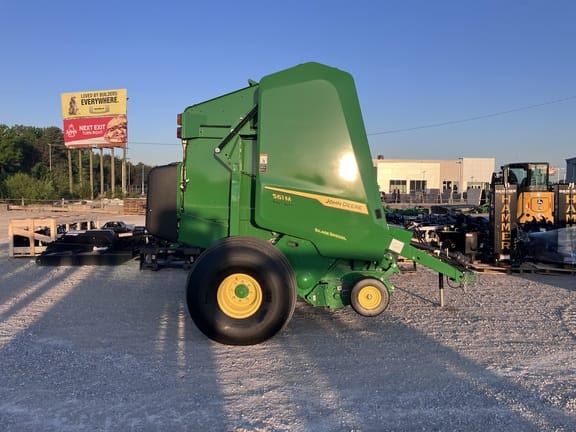 2024 John Deere 561M Silage Special Equipment Image0
