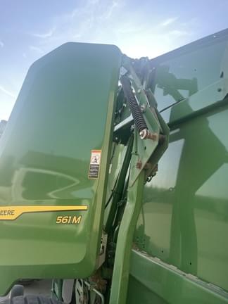 Image of John Deere 561M equipment image 4