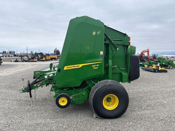 Image of John Deere 561M equipment image 1