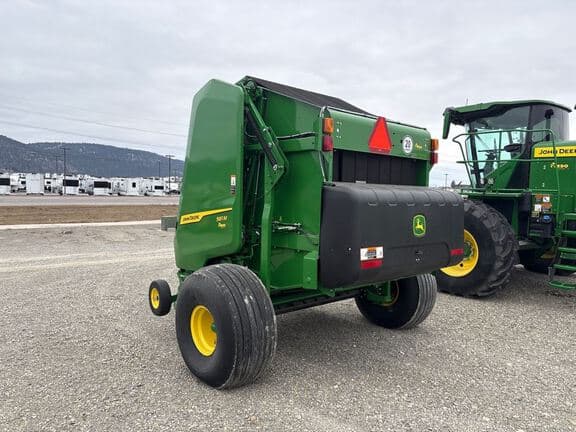 Image of John Deere 561M equipment image 2