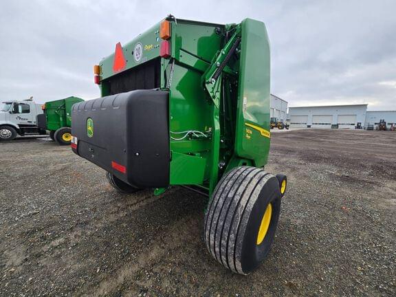 Image of John Deere 561M equipment image 2