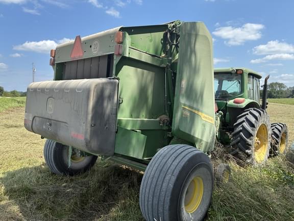 Image of John Deere 561M equipment image 2