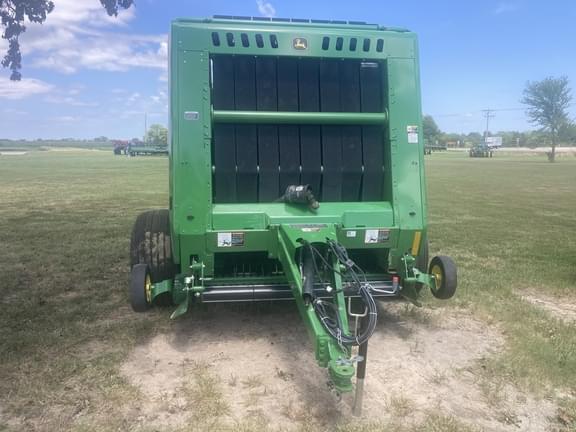 Image of John Deere 561M equipment image 3