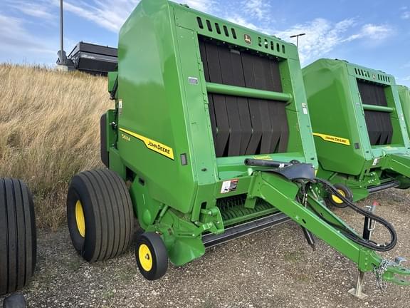 Image of John Deere 561M equipment image 2