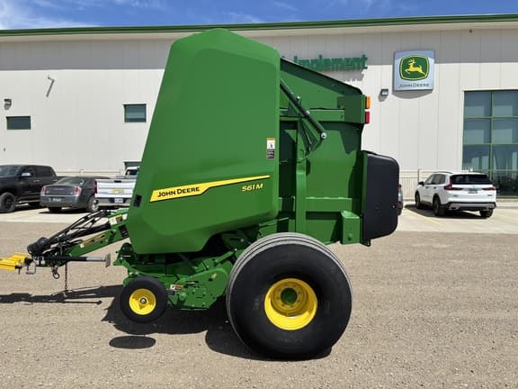Image of John Deere 561M equipment image 1