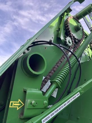 Image of John Deere 561M equipment image 3
