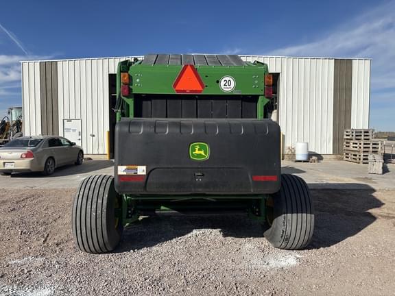 Image of John Deere 561M equipment image 3