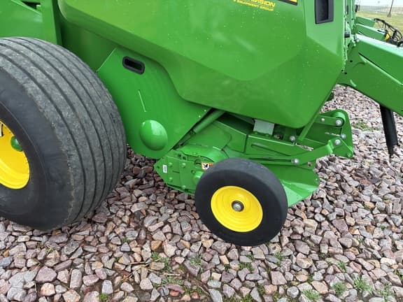 Image of John Deere 561M equipment image 2