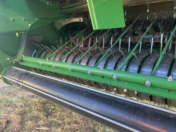 Image of John Deere 561M equipment image 4