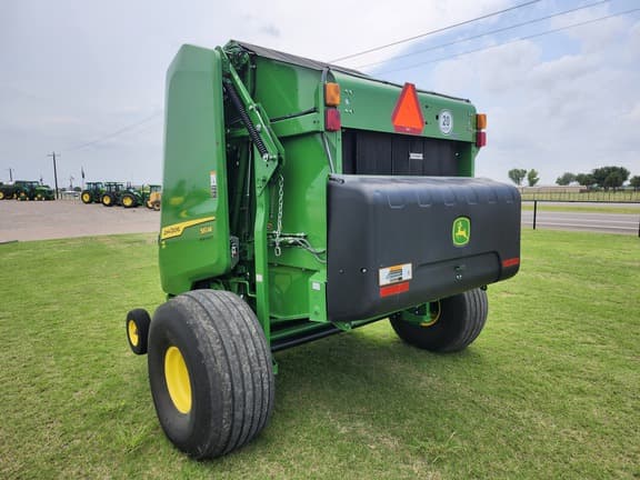 Image of John Deere 561M equipment image 2