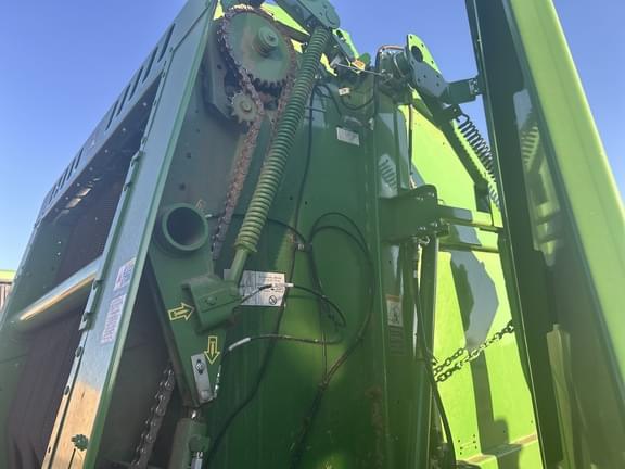 Image of John Deere 561M equipment image 2