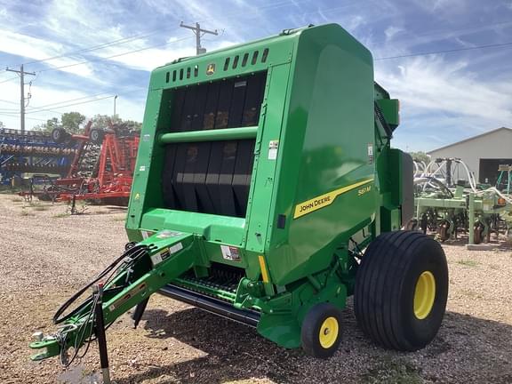 Image of John Deere 561M equipment image 2