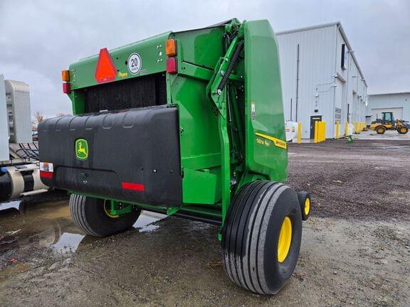 Image of John Deere 561M equipment image 2