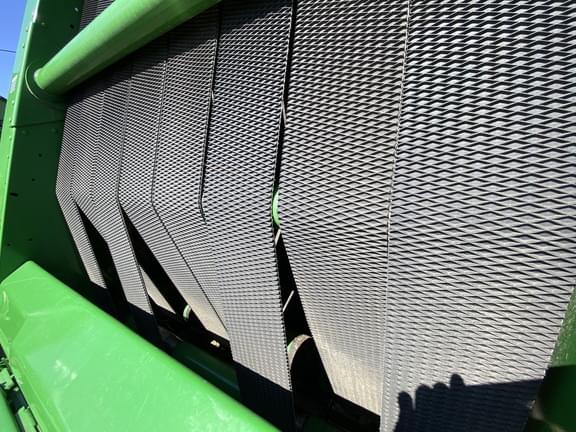 Image of John Deere 561M equipment image 4
