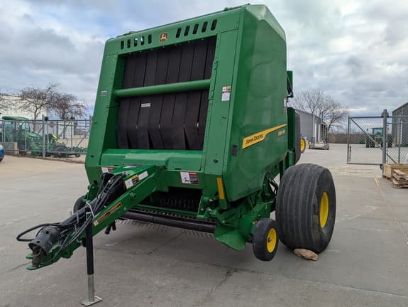 Image of John Deere 561M Primary image