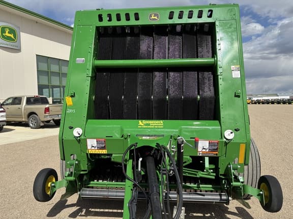 Image of John Deere 561M equipment image 4