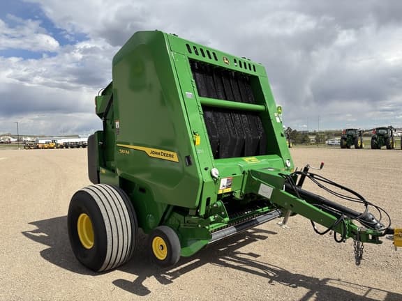 Image of John Deere 561M equipment image 2