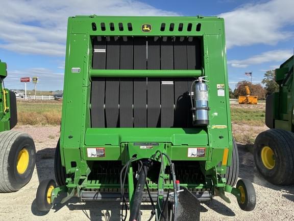 Image of John Deere 561M equipment image 2