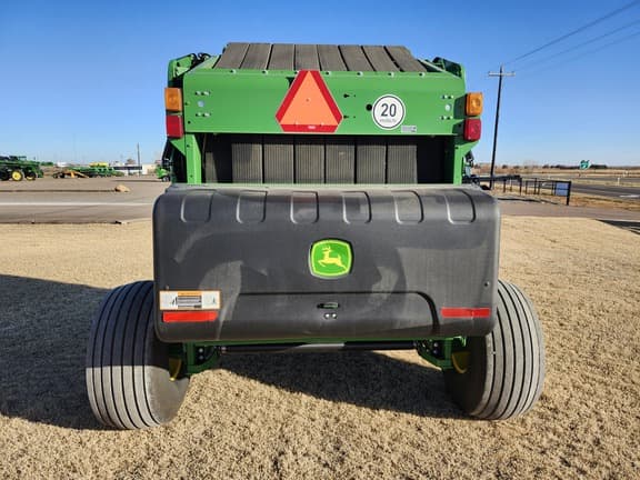 Image of John Deere 561M equipment image 3