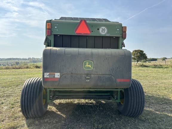 Image of John Deere 561M equipment image 4