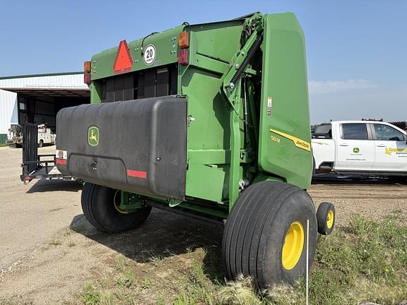 Image of John Deere 561M equipment image 4