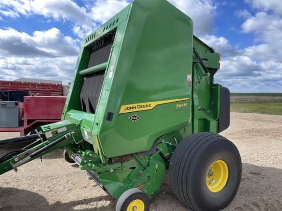 Image of John Deere 561M equipment image 3