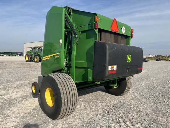 Image of John Deere 561M equipment image 2