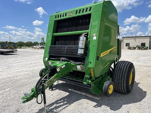 Image of John Deere 561M Silage Special equipment image 2