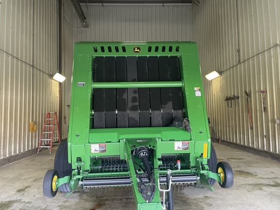 Image of John Deere 561M equipment image 3