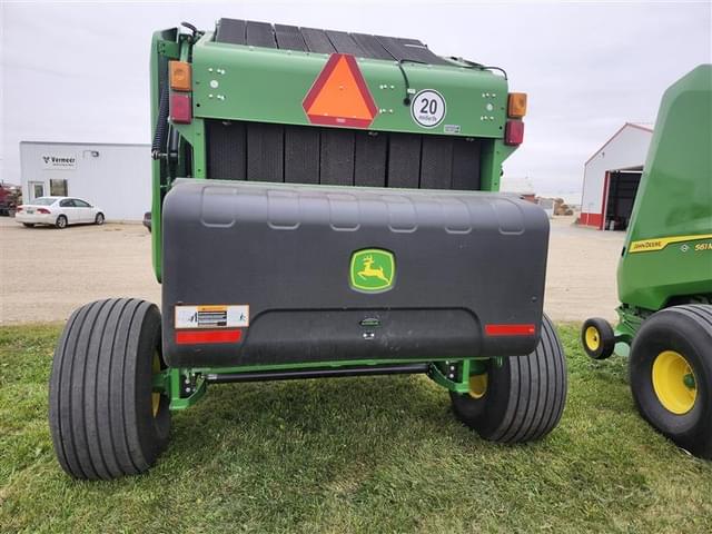 Image of John Deere 561M equipment image 2