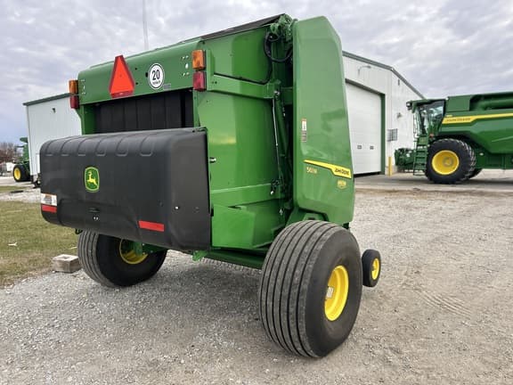 Image of John Deere 561M equipment image 4