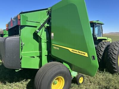 Image of John Deere 561M equipment image 2