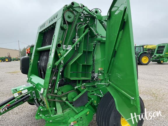 Image of John Deere 561M equipment image 3