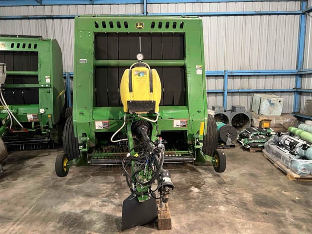 Image of John Deere 561M equipment image 1