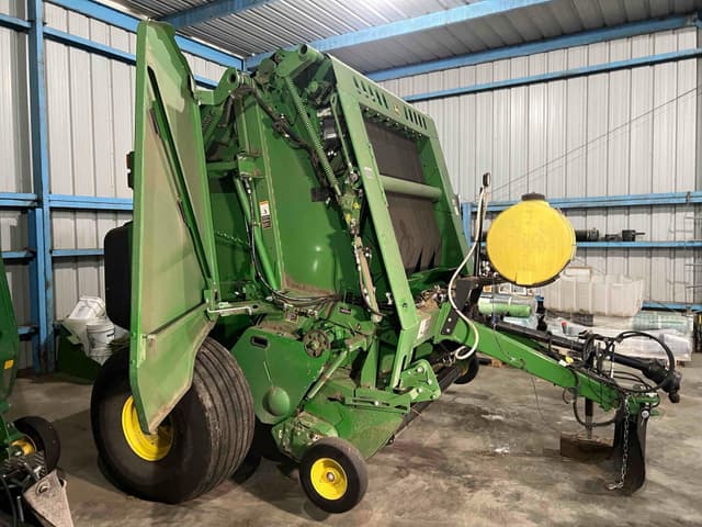 Image of John Deere 561M equipment image 4