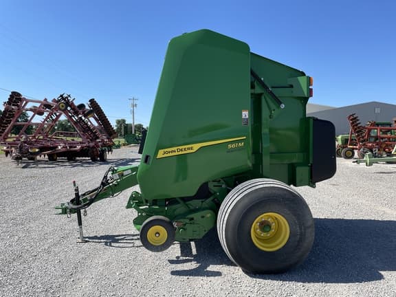 Image of John Deere 561R equipment image 1