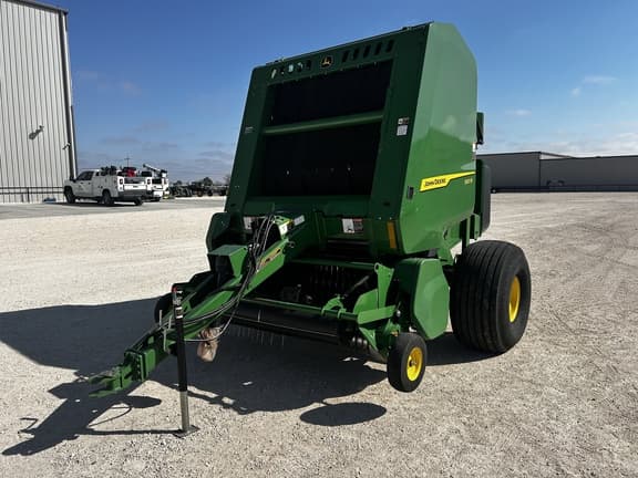 Image of John Deere 561R Primary image