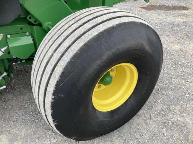 Image of John Deere 561R equipment image 4