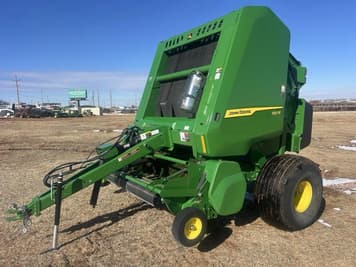 Main image John Deere 561R