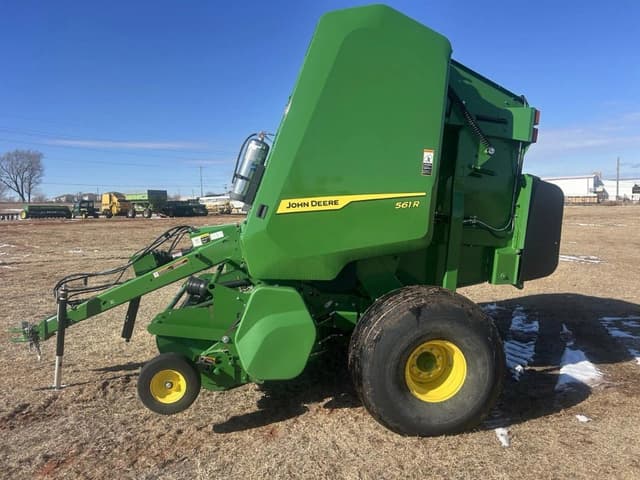 Image of John Deere 561R equipment image 1