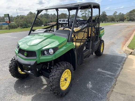 2026 John Deere XUV 590M S4 Equipment Image0