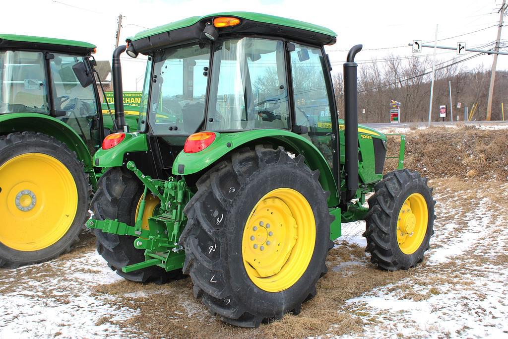 Image of John Deere 5067E Image 0