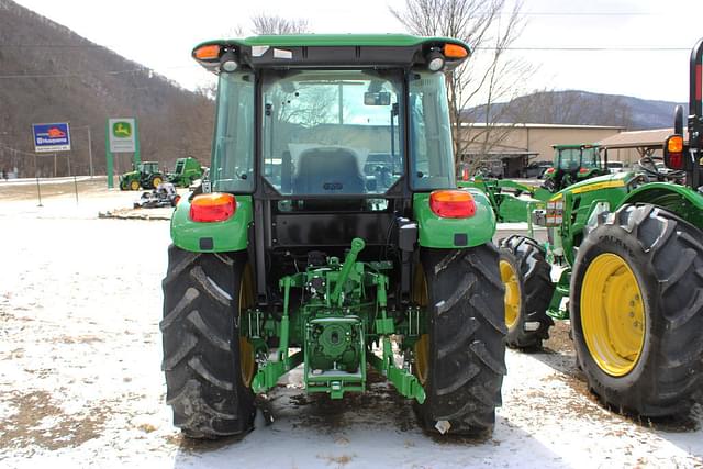 Image of John Deere 5075E equipment image 2