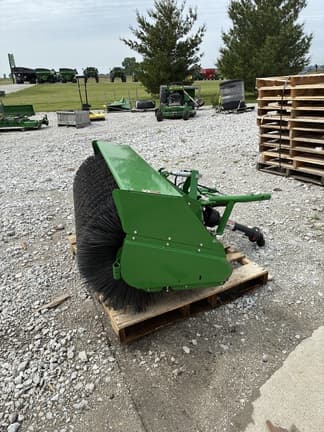 Image of John Deere 60" Broom Primary image